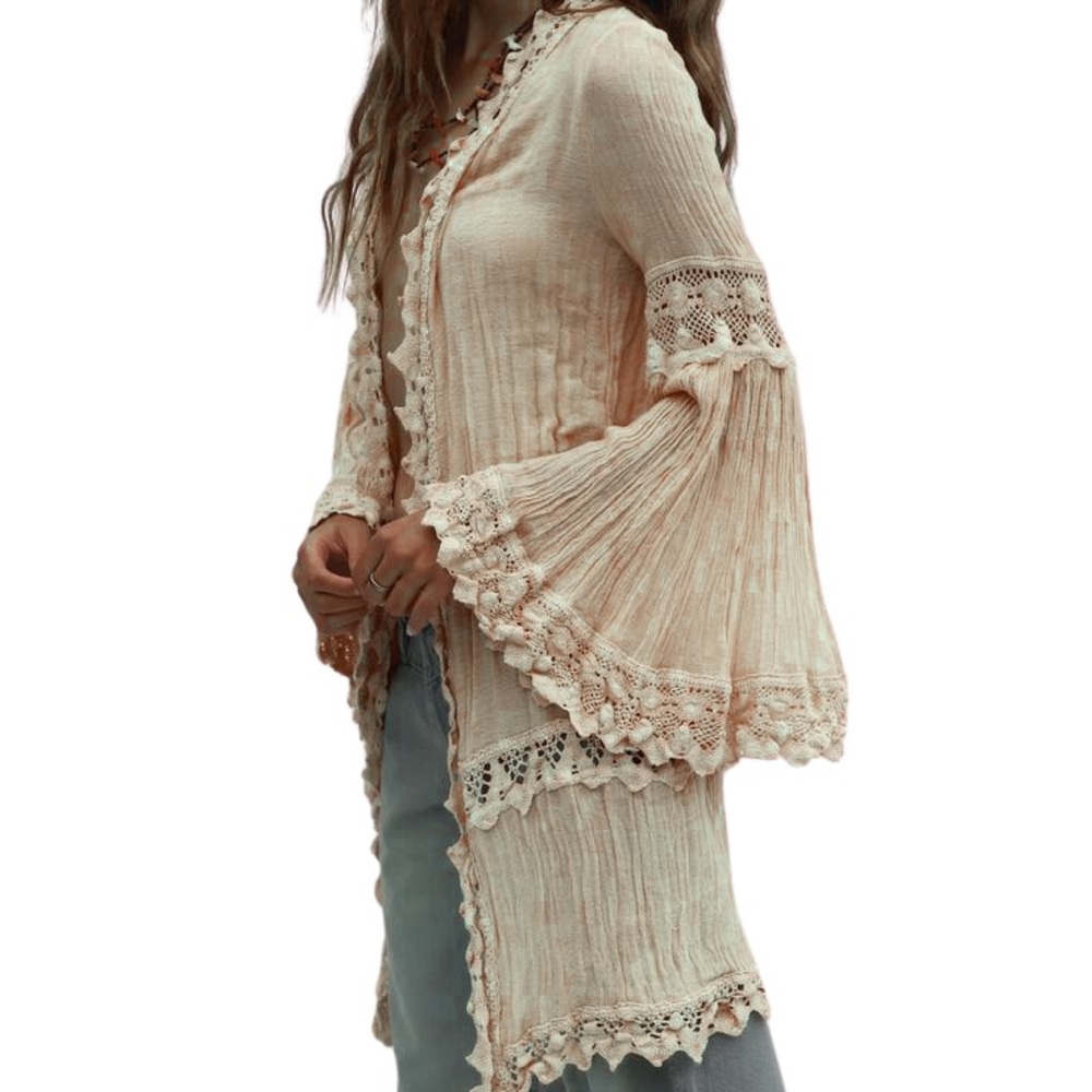 Jen's Pirate Booty White Kimono NWT